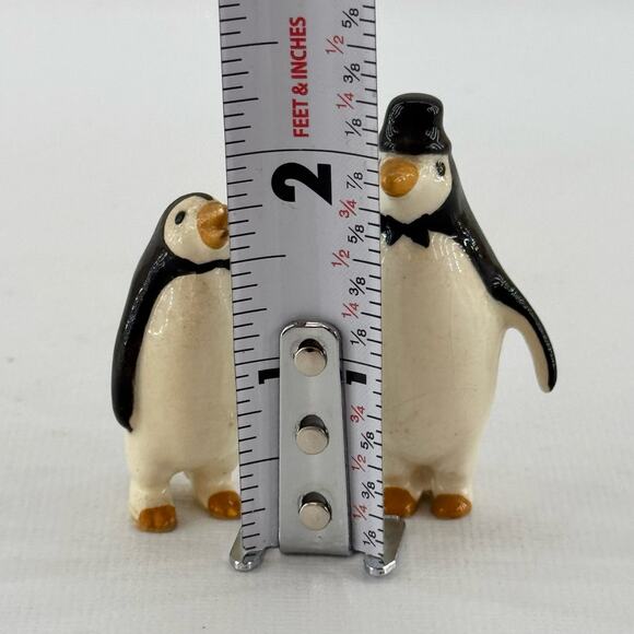 Vintage Hagen Renaker Miniature Porcelain Penguin Figurines Set of 2 - Picture 3 of 4